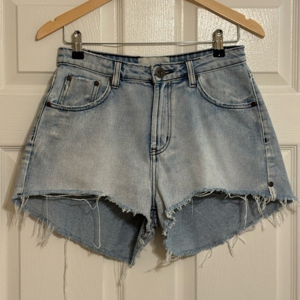 ONE TEASPOON Medium Light Wash - Distressed High Waist Jean Shorts 26